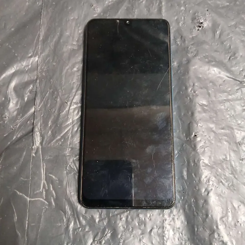SAMSUNG  SMARTPHONE – BLUE