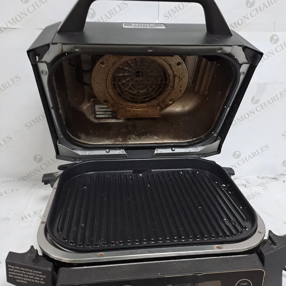 BOXED NINJA WOODFIRE ELECTRIC BBQ GRILL & SMOKER OG701UKQ
