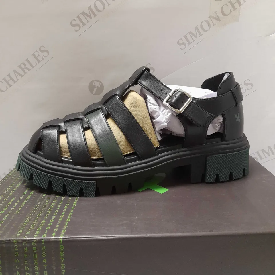 KOI AVALON GREEN GLADIATOR SANDALS - SIZE 9