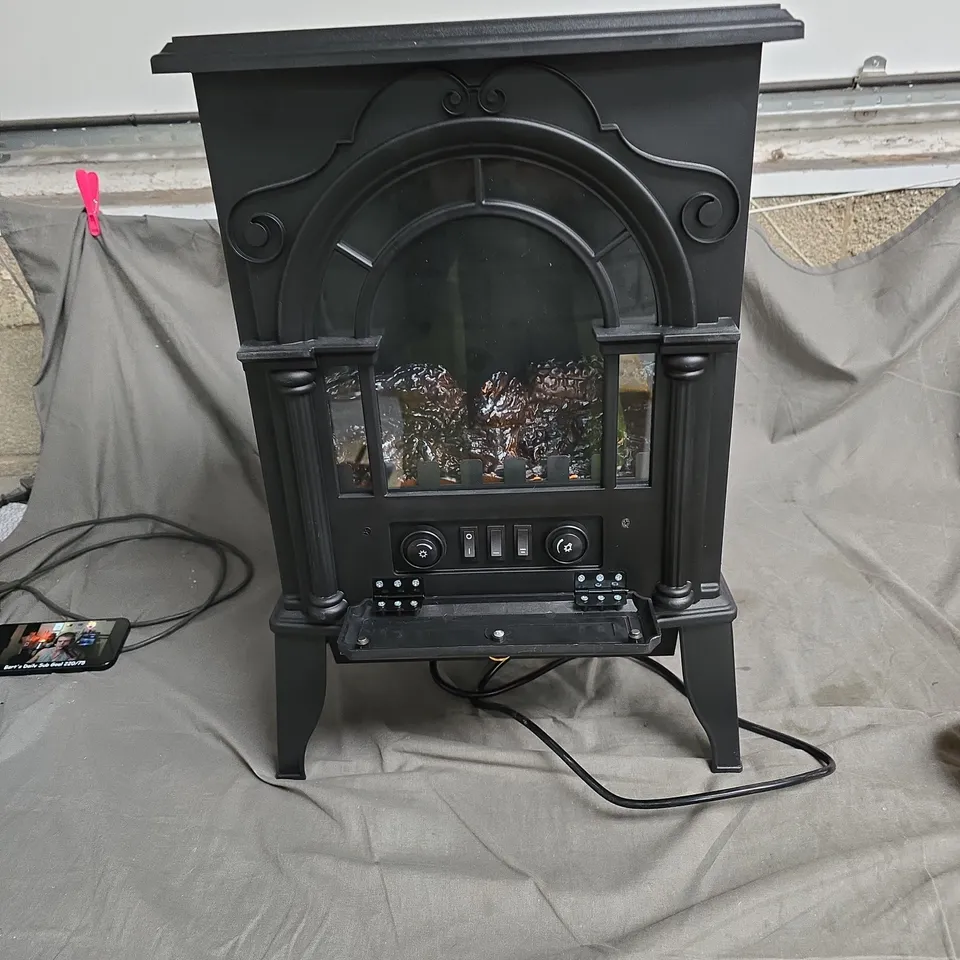 ELECTRIC FIREPLACE STOVE HEATER, BLACK VICTORIAN STYLE 