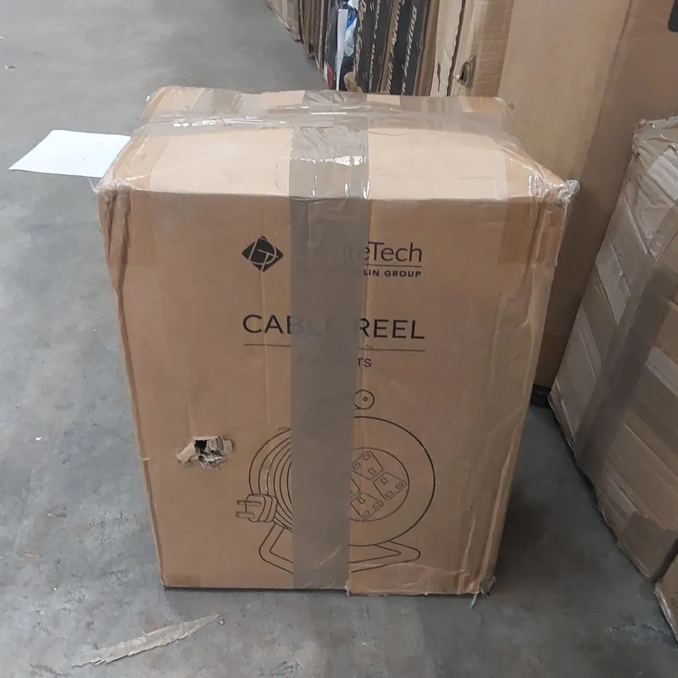 BOXED DESIRETECH 50M 4 SOCKET CABLE REEL 