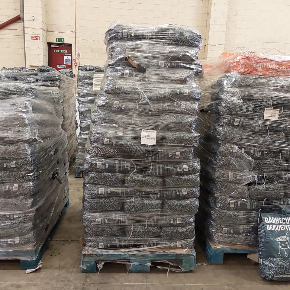 PALLET OF APPROXIMATELY 108X 5KG BAGS OF CHARCOAL BARBECUE BRIQUETTES