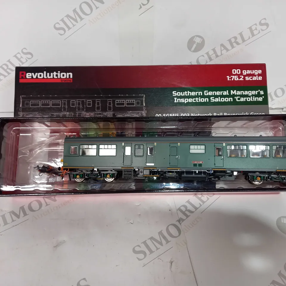 BOXED REVOLUTION TRAINS 00 GAUGE SOUTHERN GENERAL MANAGER'S INSPECTION SALOON 'CAROLINE'