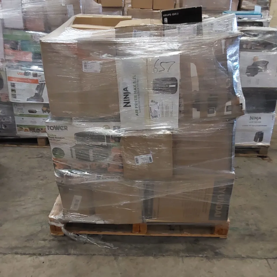 PALLET OF APPROXIMATELY 31 ASSORTED ELECTRONIC AND HOUSEHOLD ITEMS TO INCLUDE 