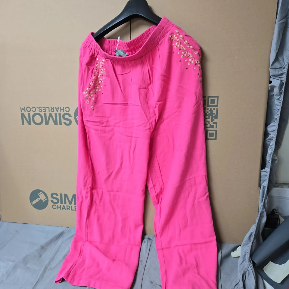 PINK EMBROIDERED NIGHTWEAR JUMPSUIT – MEDIUM (M) LA MAREY 