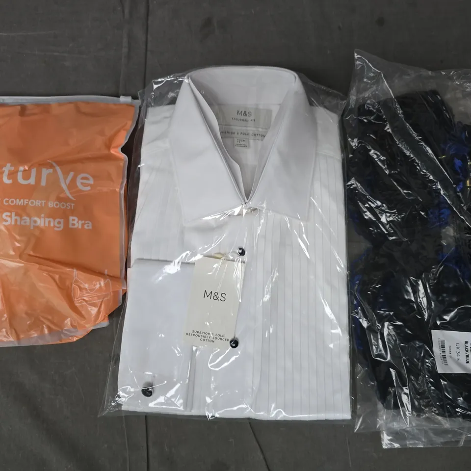 APPROXIMATELY 25 ASSORTED CLOTHING AND FASHION PRODUCTS IN VARIOUS STYLES AND SIZES - COLLECTION ONLY