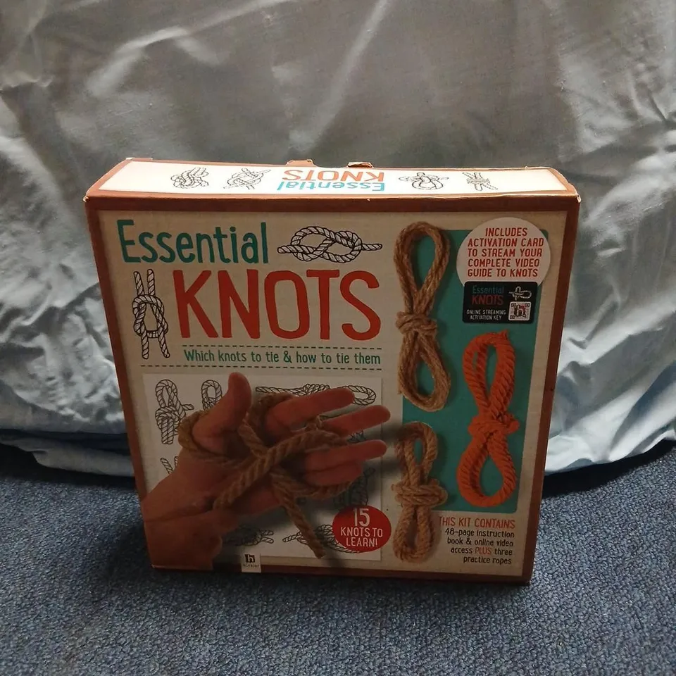 ESSENTIAL KNOTS KNOT TYING KIT – 15 KNOTS TO LEARN