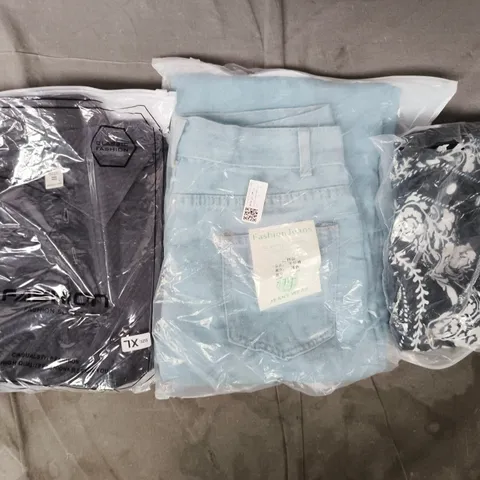 APPROXIMATELY 20 ASSORTED CLOTHING AND FASHION PRODUCTS IN VARIOUS STYLES AND SIZES - COLLECTION ONLY