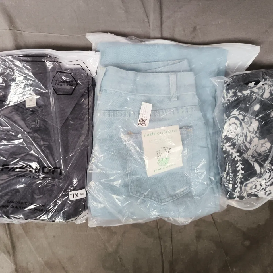 APPROXIMATELY 20 ASSORTED CLOTHING AND FASHION PRODUCTS IN VARIOUS STYLES AND SIZES - COLLECTION ONLY