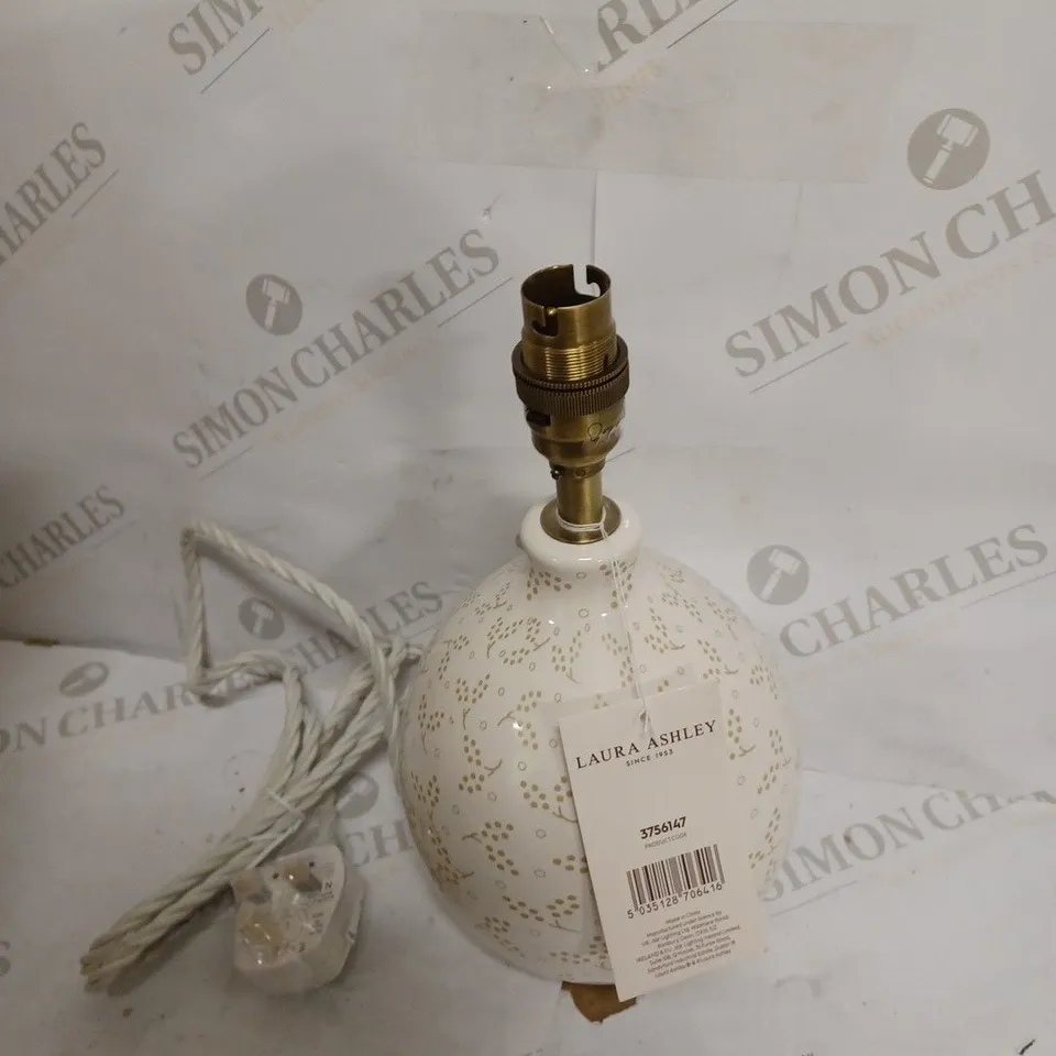 LAURA ASHLEY LIGHTBULB HOLDER 