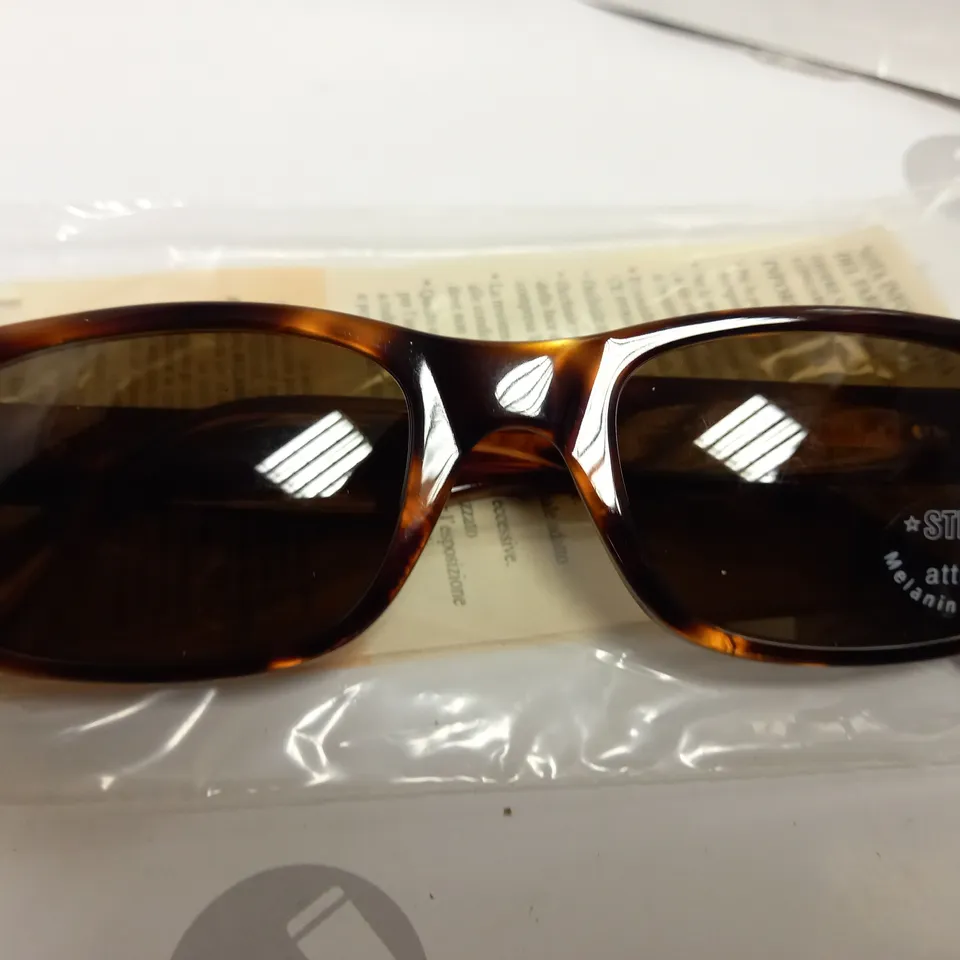 APPROXIMATELY 10 DIERRE STING SUNGLASSES