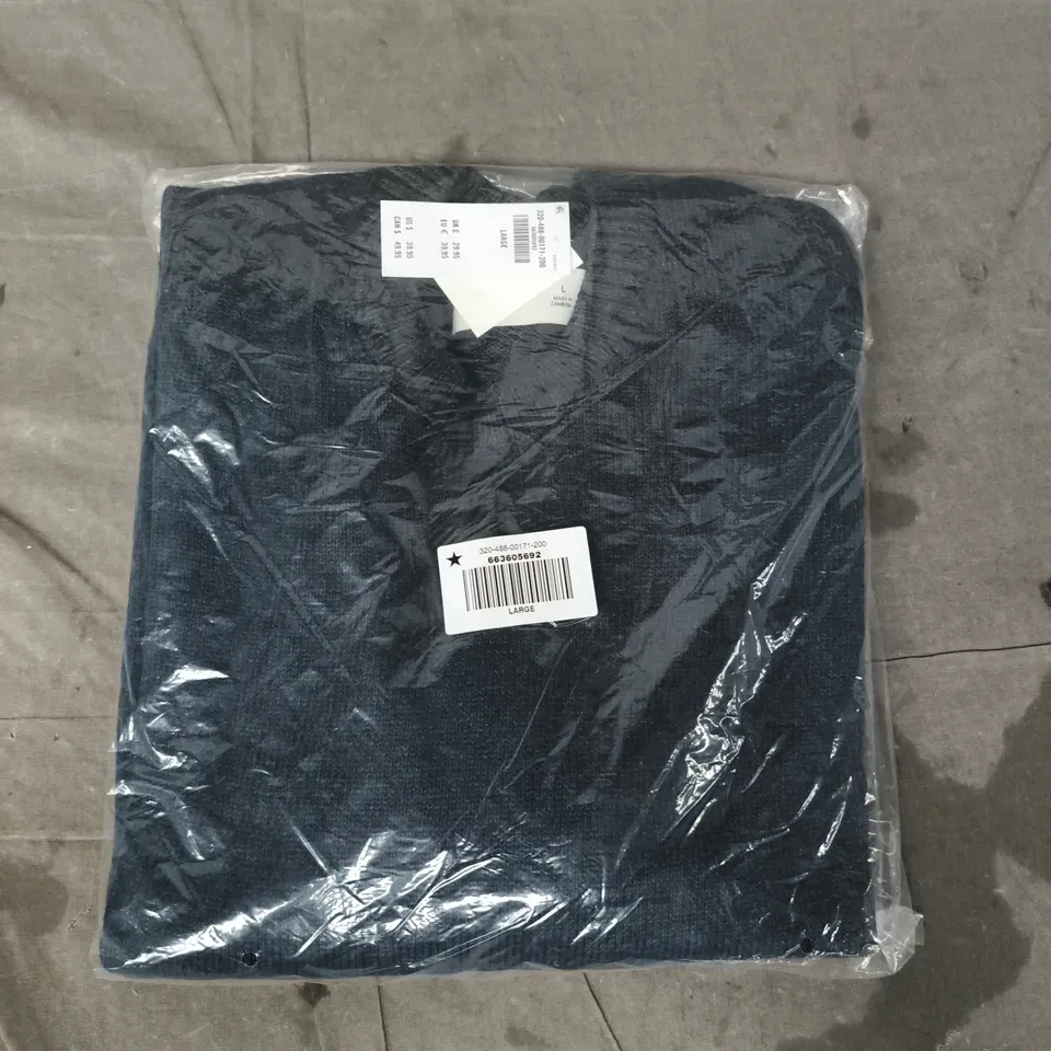 BAGGED HOLLISTER BOXY FIT JUMPER IN NAVY SIZE LARGE