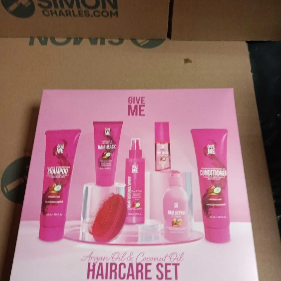 GIVE ME HAIRCARE SET – ARGAN OIL & COCONUT OIL, PINK BOXED GIFT SET
