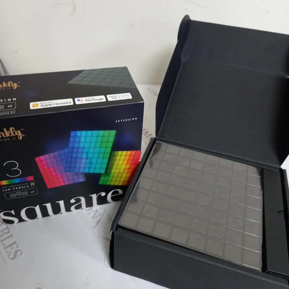 BOXED SQUARES EXTENSION KIT APP-CONTROLLED LED