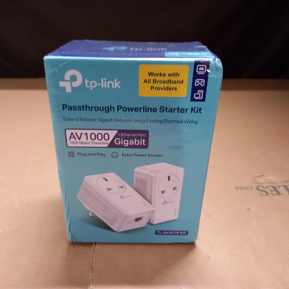 SEALED TP-LINK PASSTHROUGH POWERLINE STARTER KIT