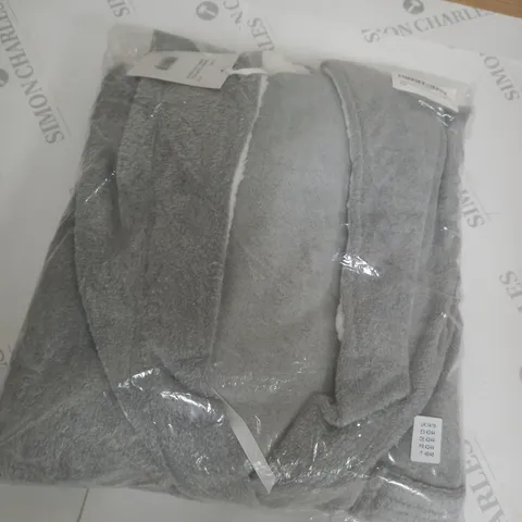 LIGHT GREY DEEP PILE SHERPA BATHROBE SIZE 14/16