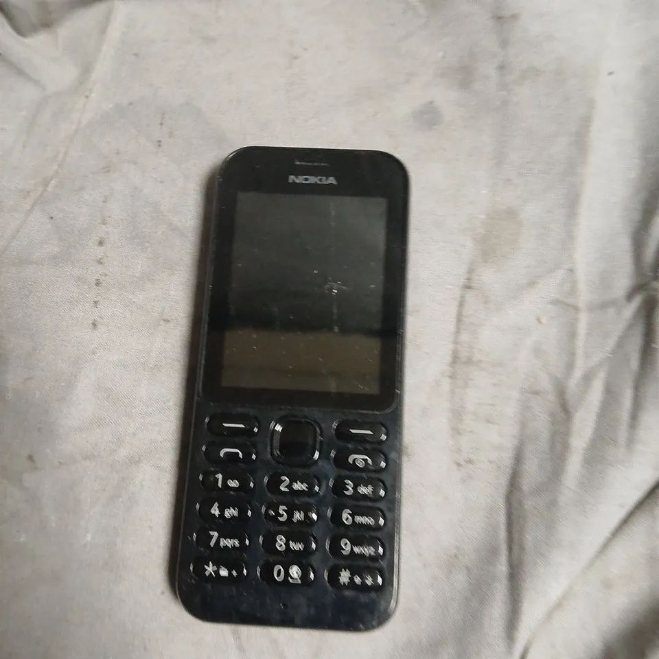 NOKIA MOBILE PHONE - BASIC FEATURE PHONE 