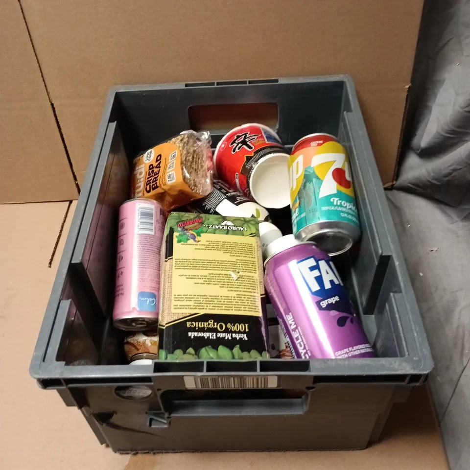 TOTE OF APPROXIMATELY 20 ASSORTED FOOD/DRINK ITEMS TO INCLUDE HUEL BLACK EDITION, PEPSI MAX, DIABLO HAZELNUT AND CHOCOLATE SPREAD, TURKISH DELIGHT, DIET COKE ETC