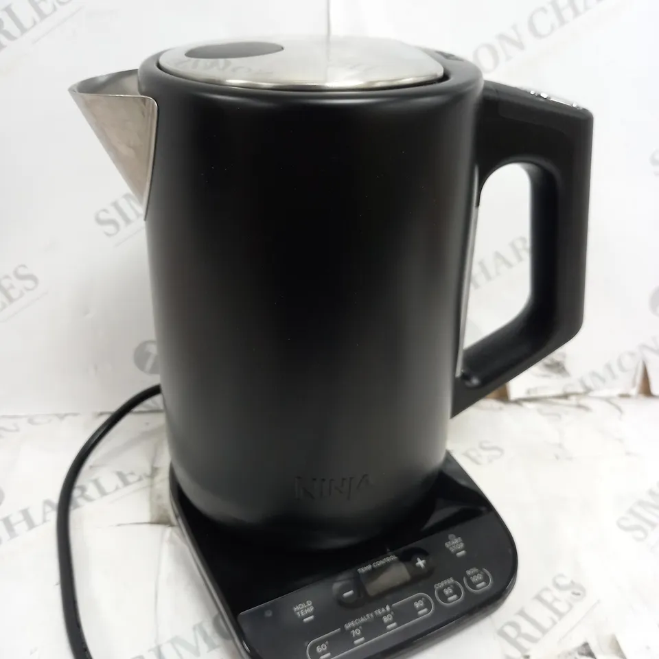 BOXED NINJA PERFECT TEMPERATURE KETTLE KT200UK