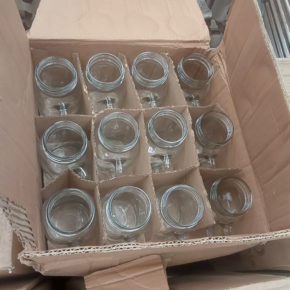 PALLET CONTAINING APPROXIMATELY 11x BOXES OF 24 UTOPIA TENNESSEE HANDLED 22OZ JAR GLASSES