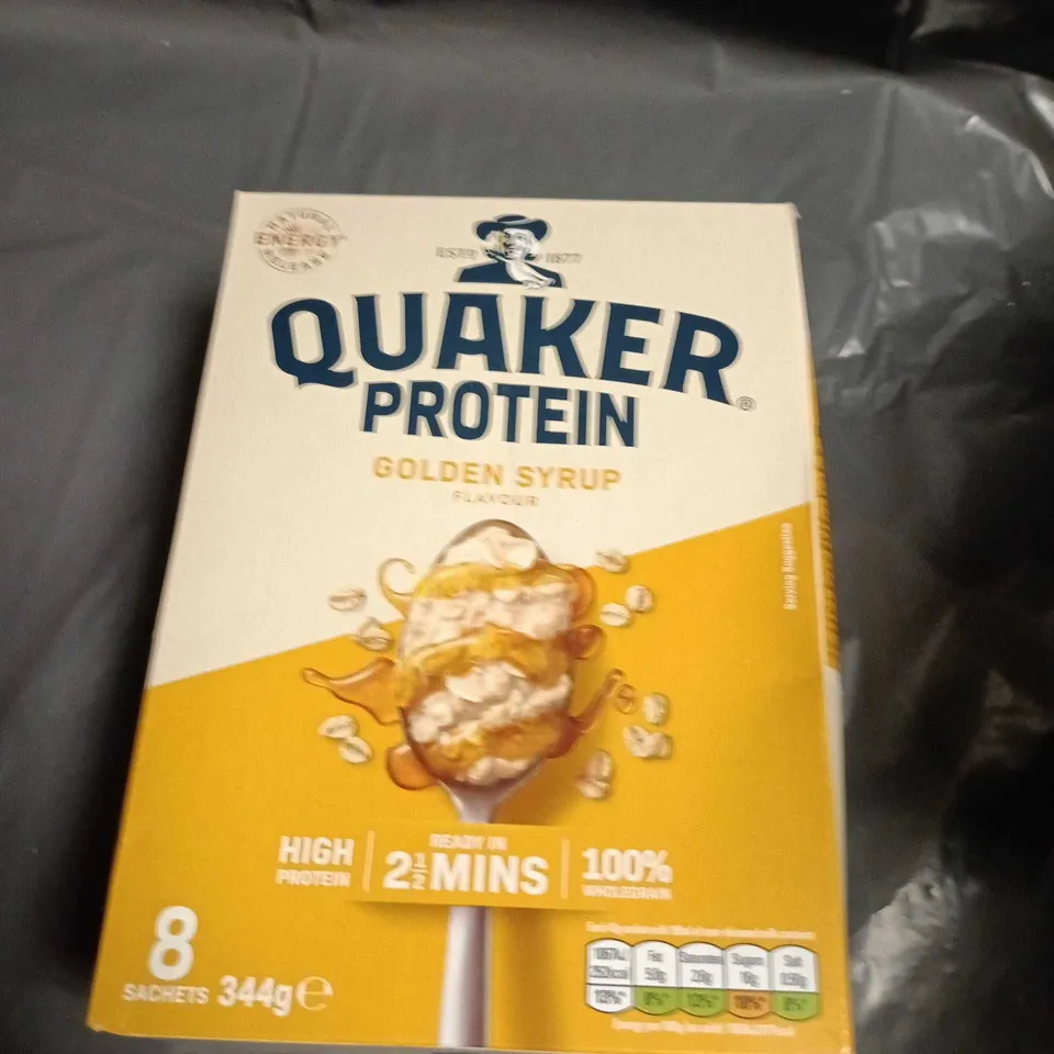 APPROXIMATELY 15 ASSORTED FOOD AND DRINK ITEMS INCLUDING QUAKER PROTEIN PORRIDGE , MALTESERS , MONSTER ENERGY DRINK 