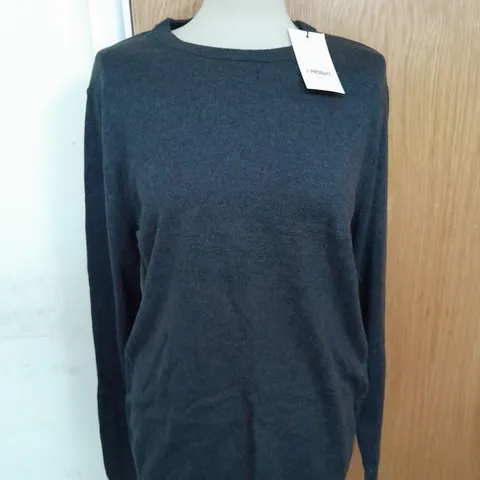 PRODUKT BASIC KNIT CREW NECK IN DARK GREY MELANGE SIZE L