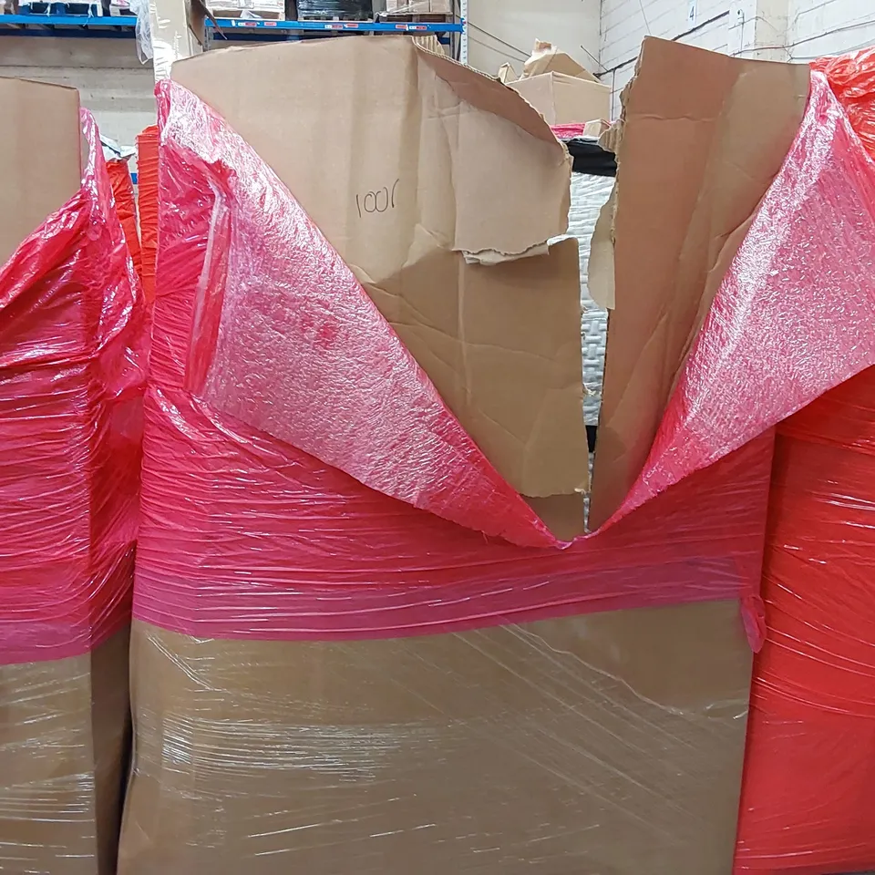 PALLET OF ASSORTED ITEMS INCLUDING: ELECTRIC BLANKET, LED CEILING LIGHTS, FOLDING BED , UMBRELLAS 
