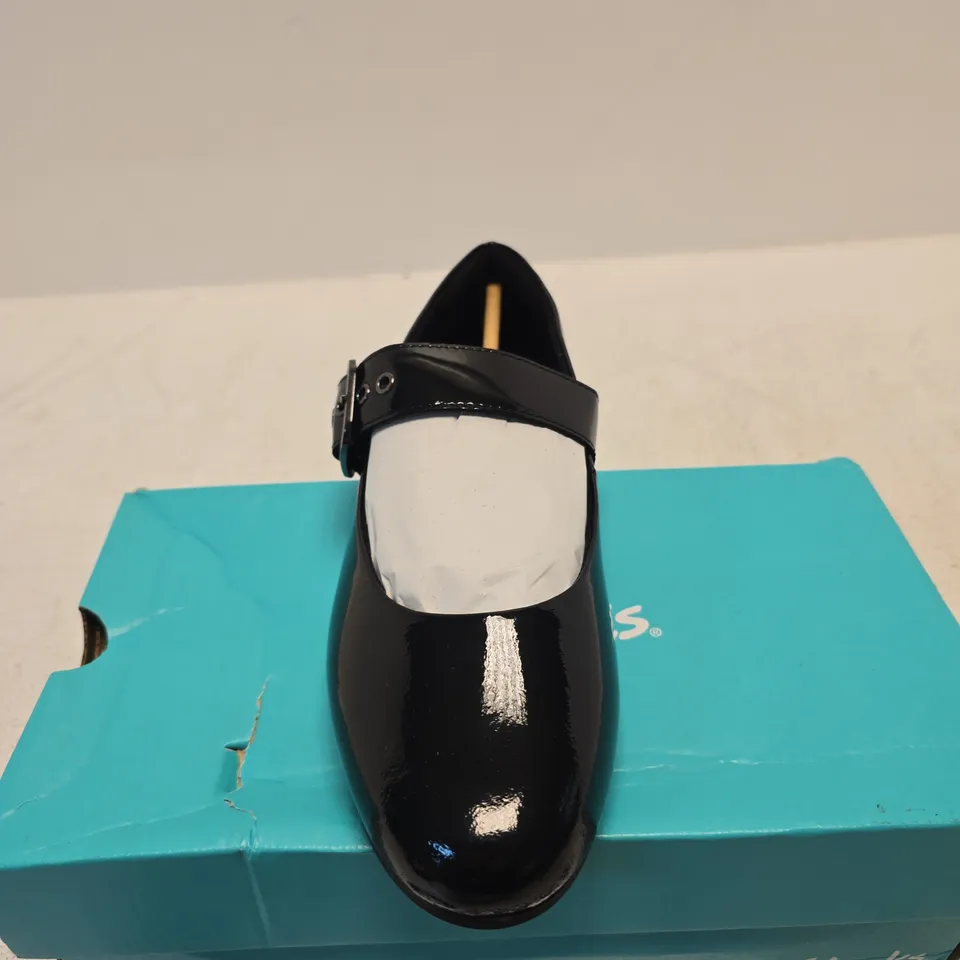 CLARKS PORTO TAP Y. BLACK PATENT MARY JANE SHOES, UK 6