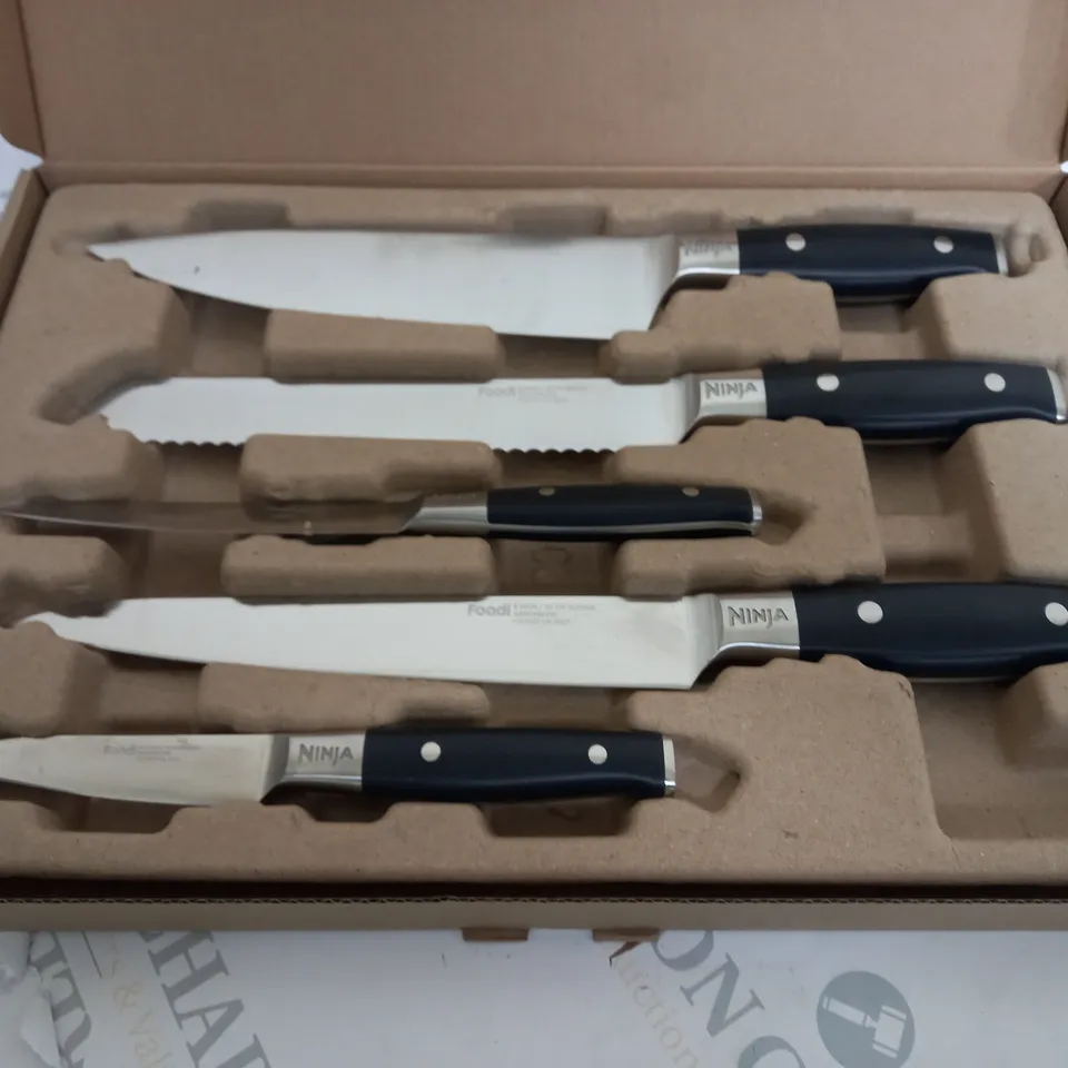 NINJA FOODI STAYSHARP 5 PIECE KNIFE BLOCK WITH INTEGRATED SHARPENER K32005UK