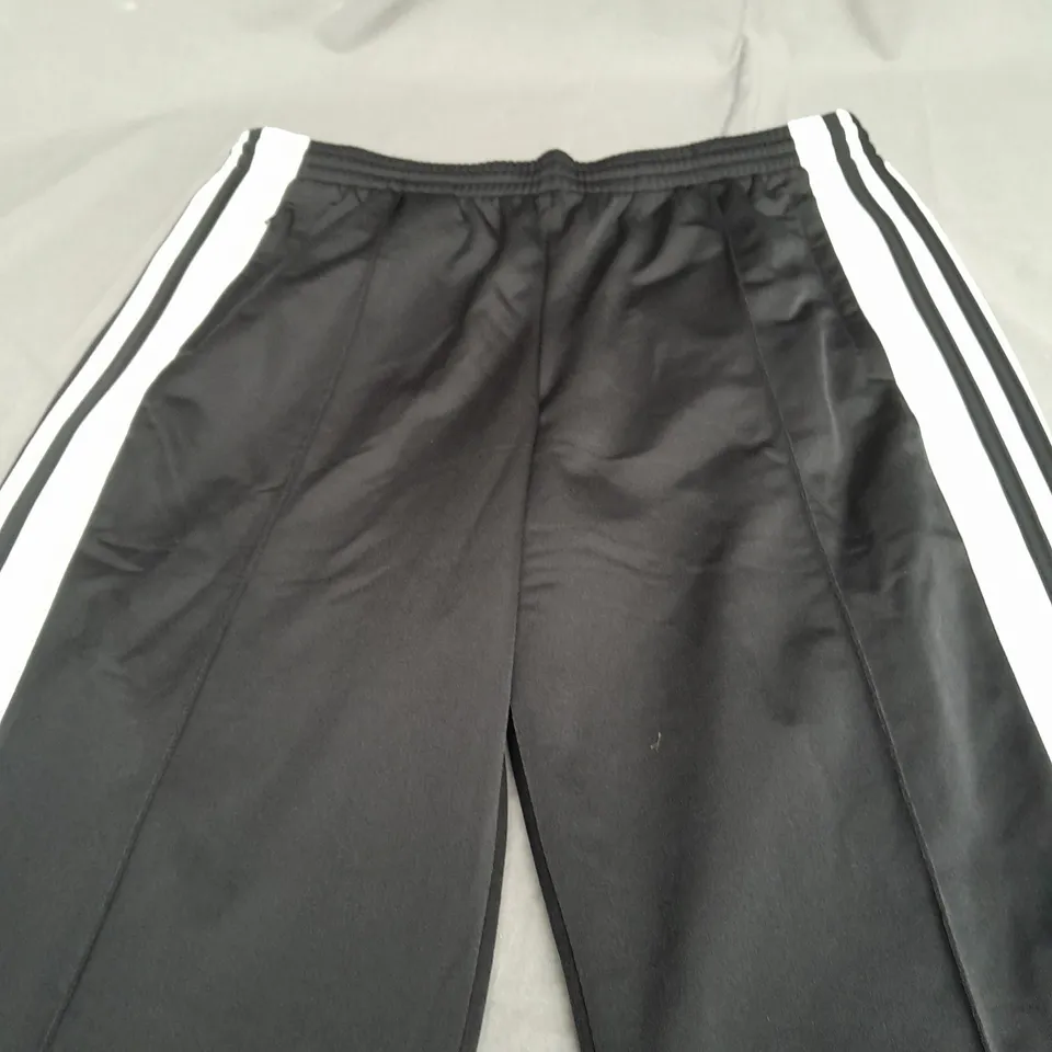 ADIDAS BREAK TRACKSUIT PANTS IN BLACK - UK MEDIUM