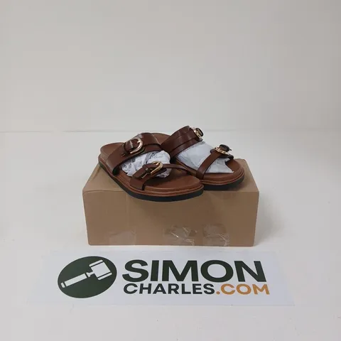 WHEREβS THAT FROM ABRINA FLATFORM SANDALS WITH DOUBLE BUCKLE STRAP DETAILS - SIZE 6