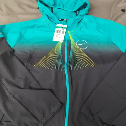 NIKE RUNNING JACKET – TEAL GRADIENT WITH HOOD - SIZE XL