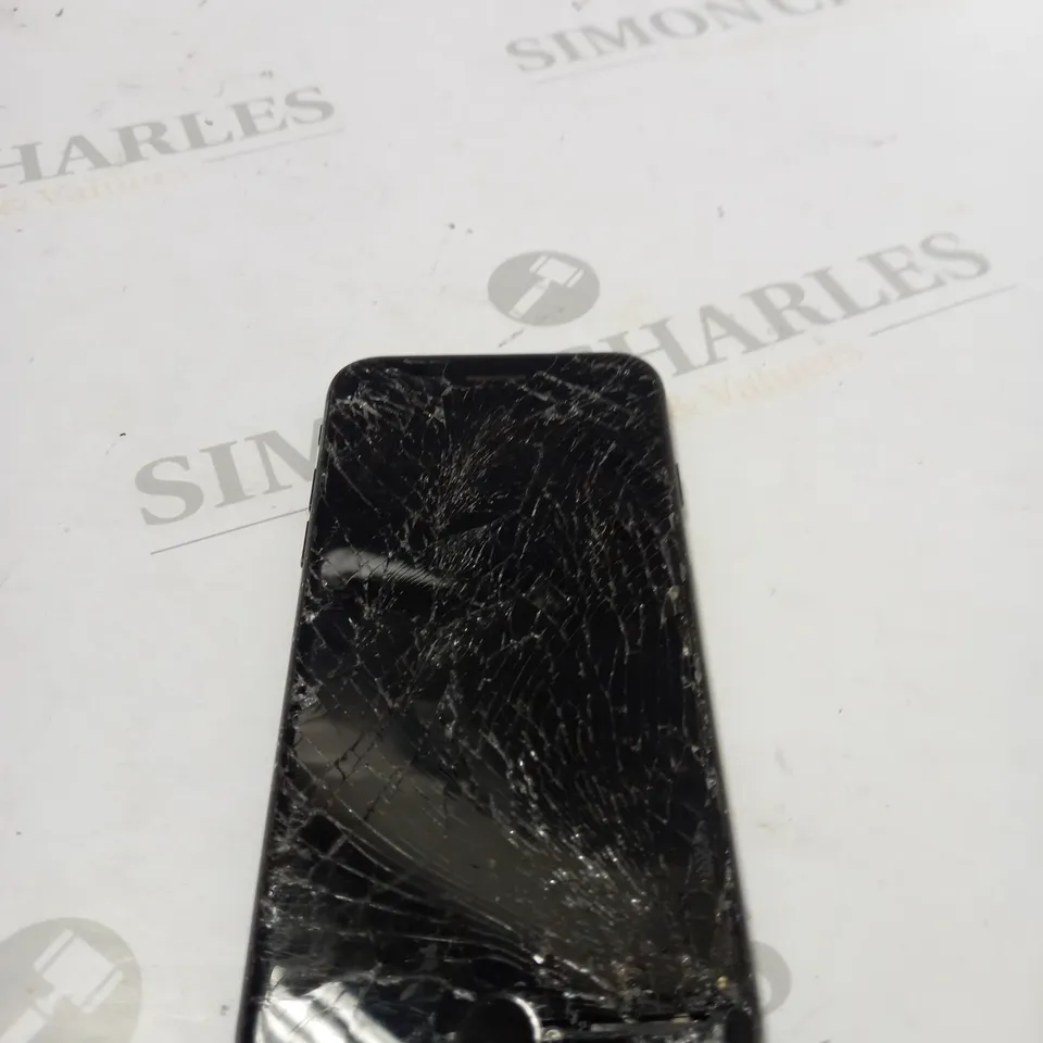 APPLE IPHONE 7 MODEL A1778