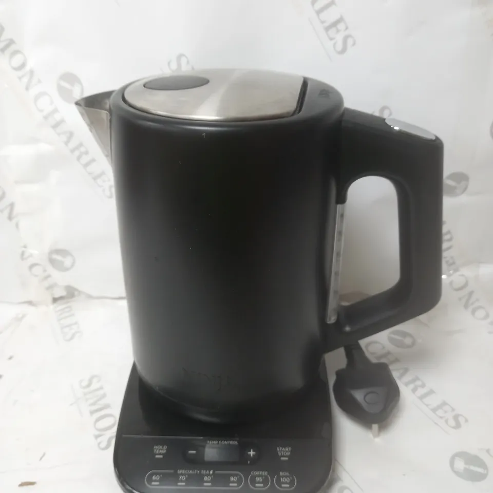 BOXED NINJA PERFECT TEMPERATURE KETTLE KT200UK