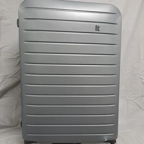IT LARGE GREY TRAVEL SUITCASE WITH 4 WHEELS - COLLECTION ONLY