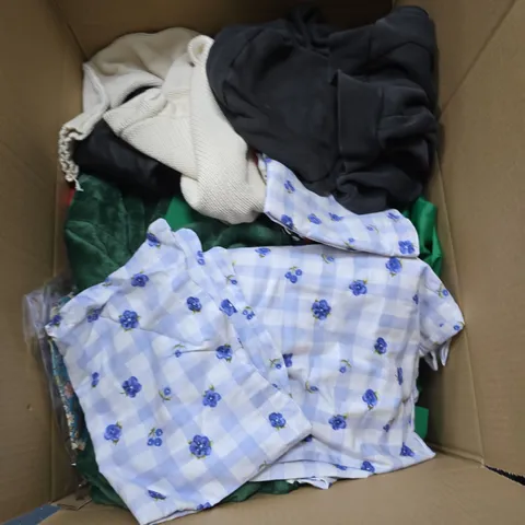 BOX OF APPROXIMATELY 30 ASSORTED CLOTHING ITEMS IN VARIOUS STYLES , COLOURS AND SIZES