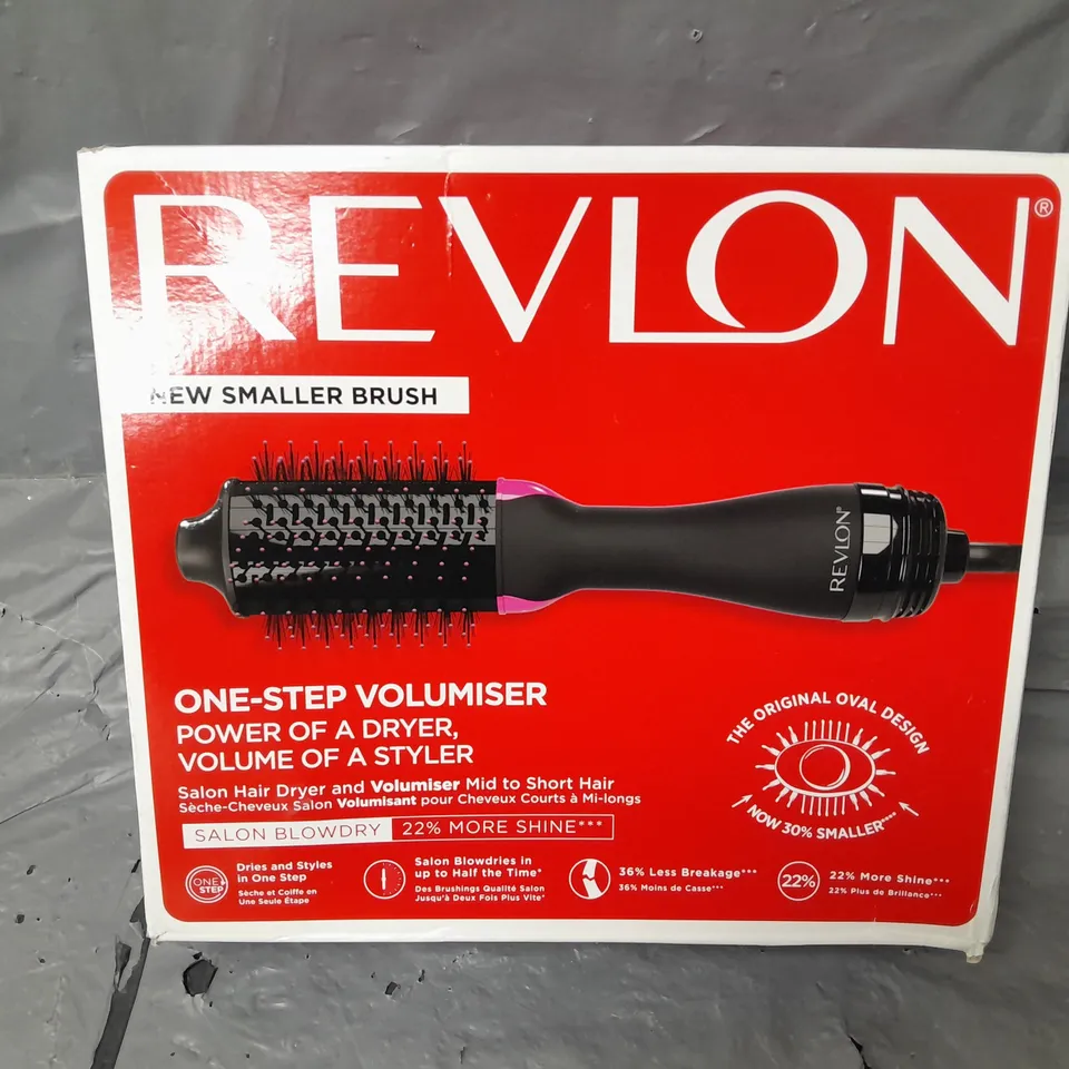 BOXED REVLON ONE-STEP VOLUMISER