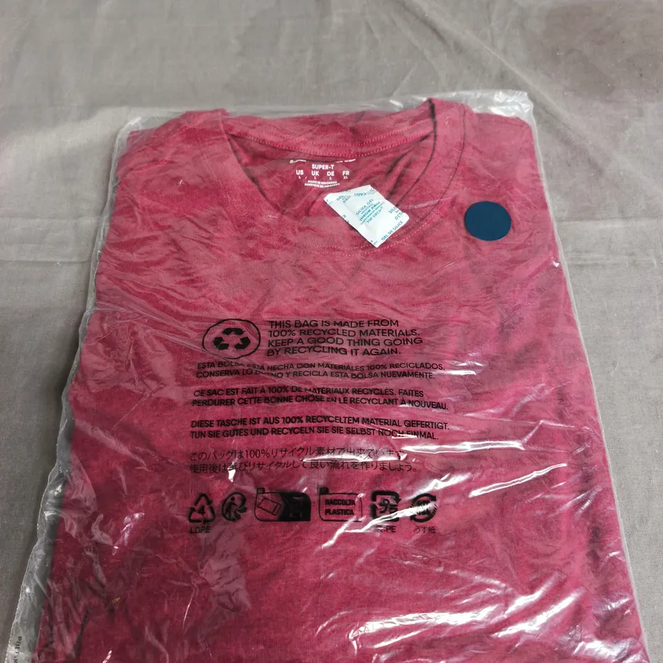 LADS END RED CREW NECK TEE SIZE L