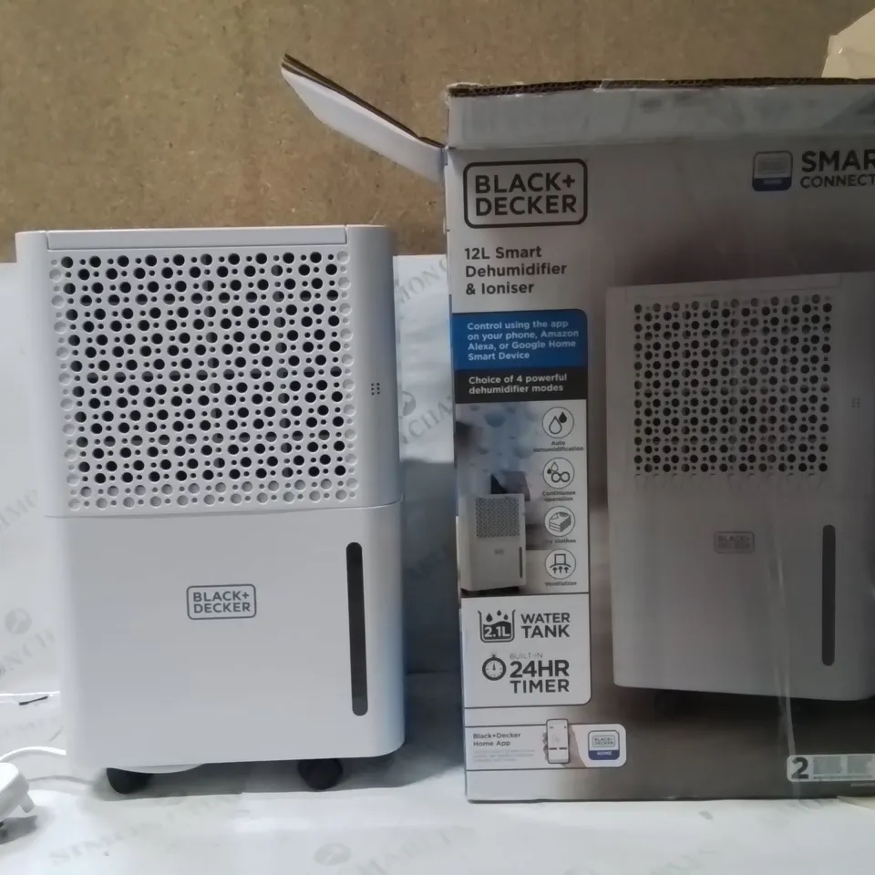 BOXED BLACK DECKER 12L SMART DEHUMIDIFIER 
