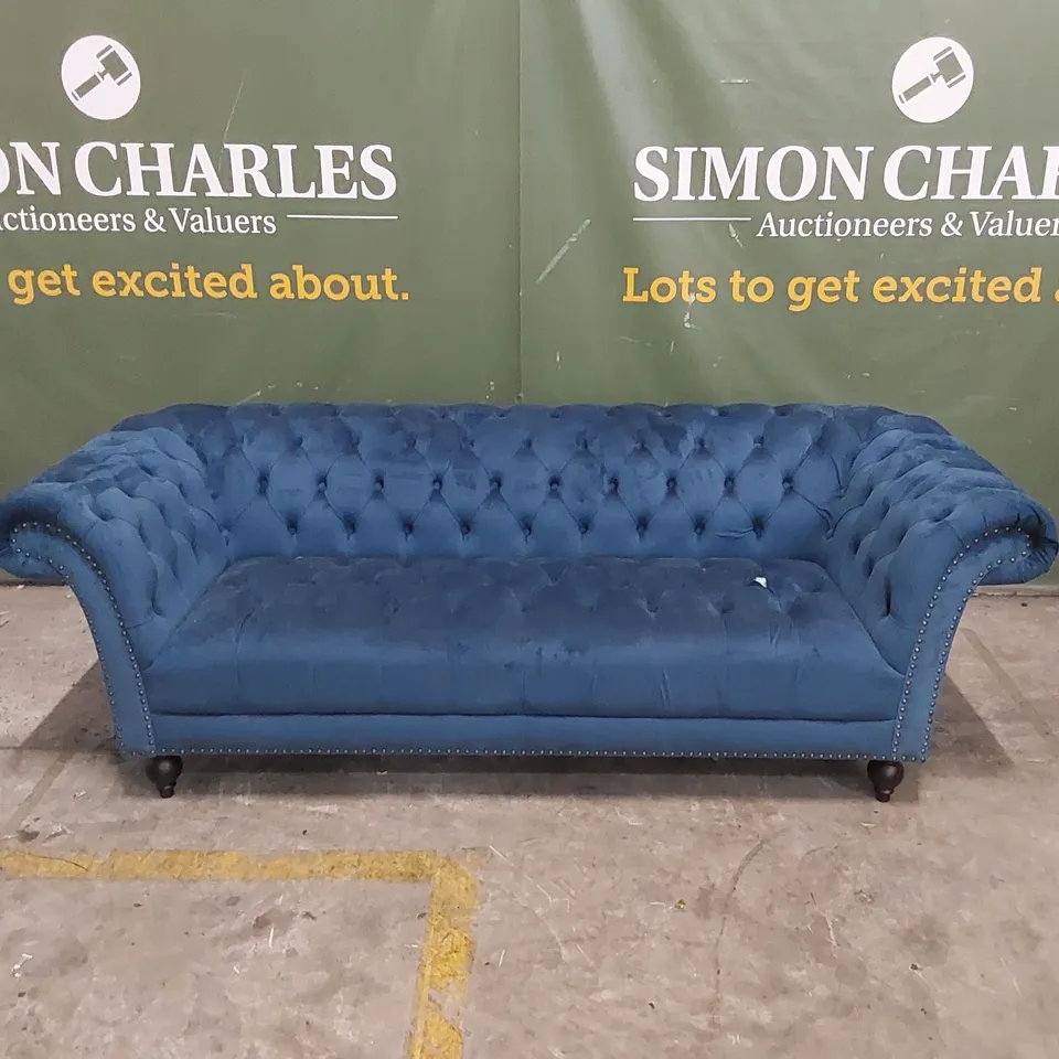 QUALITY DESIGNER BENNER 222CM VELVET SCROLL ARM CHESTERFIELD SOFA - BLUE VELVET FABRIC