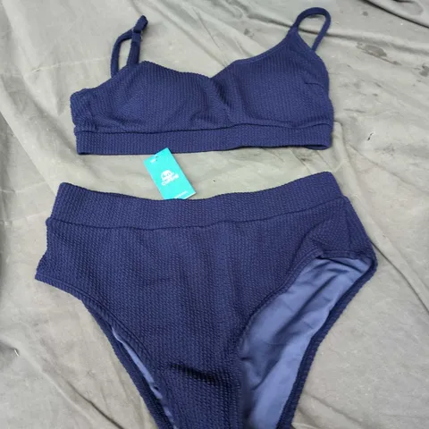 WOMEN'S NAVY TEXTURED TWO-PIECE SWIMSUIT CUPSHE