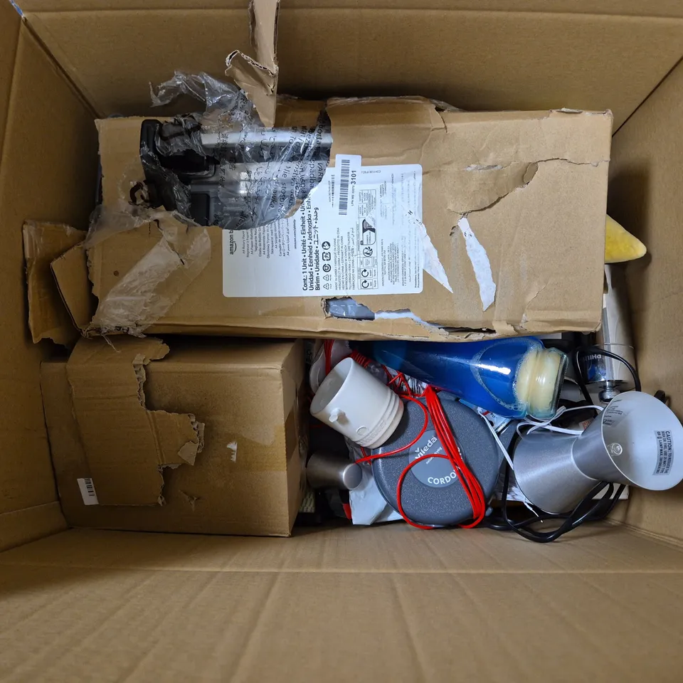 BOX OF APPROX 20 HOUSEHOLD ITEMS TOO INCLUDE LAVA LAMPS , PAPER CUTTERS , SOAP DISPENSERS 
