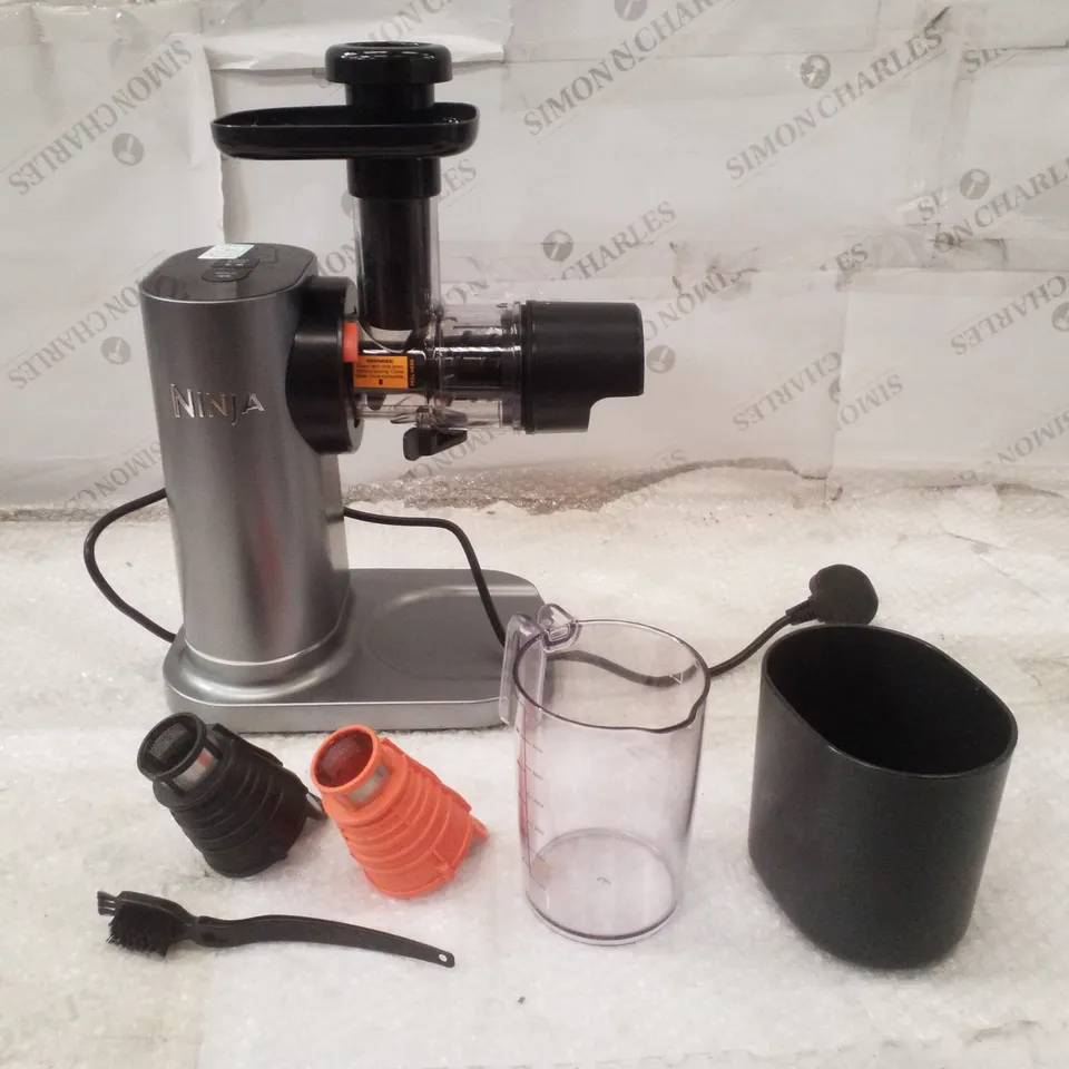 BOXED NINJA COLD PRESS JUICER
