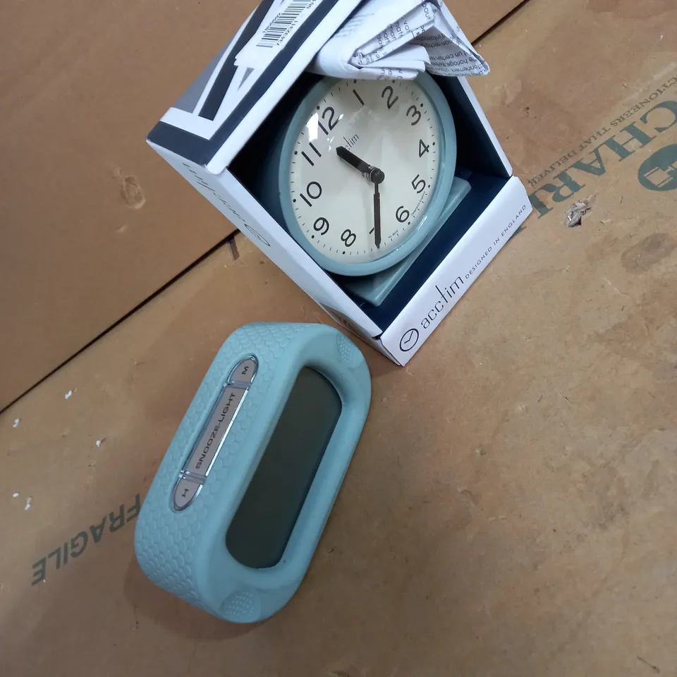 LOT 0F 2 ALARM CLOCKS 