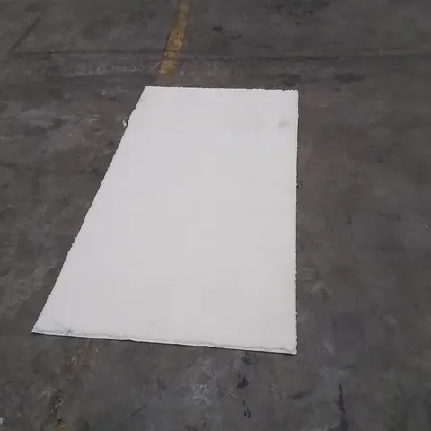 QUALITY DESIGNER AREA RUG - APPROXIMATELY 145X80CM