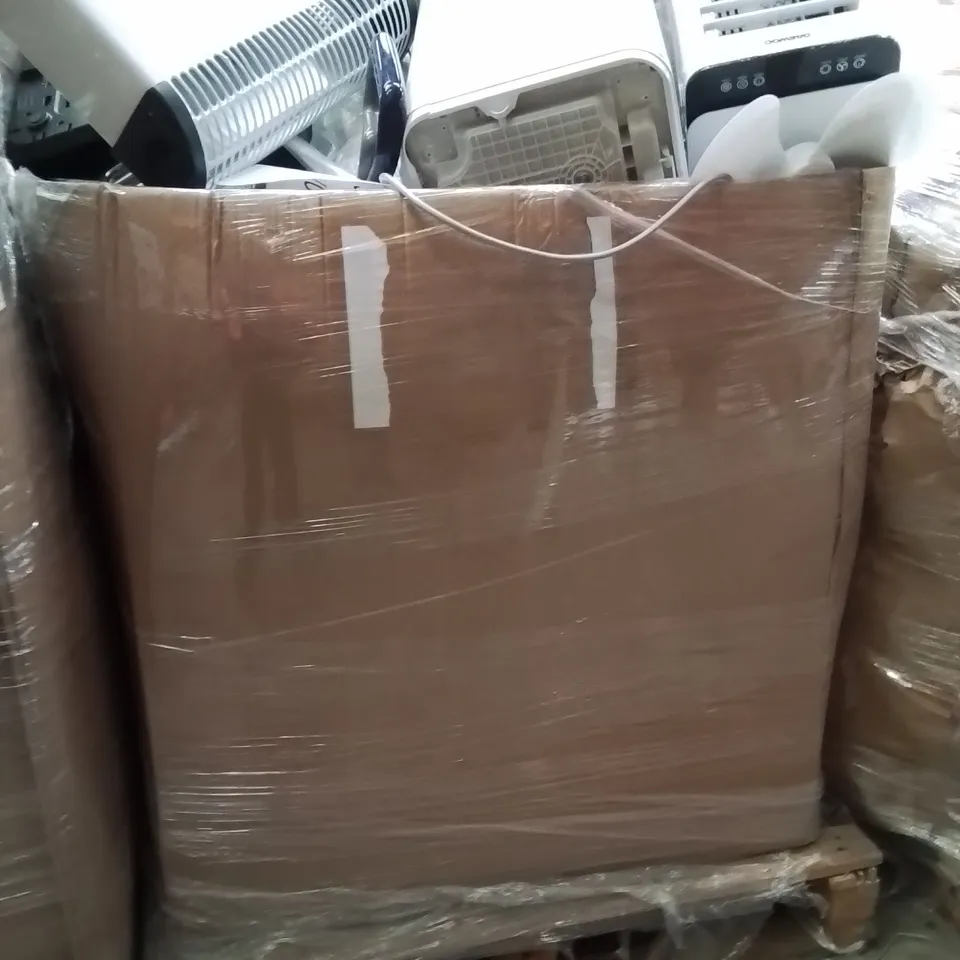 PALLET OF ASSORTED ELECTRICAL ITEMS TO INCLUDE;AIR COOLER,RADIATOR,AIR FRYER,TOASTER 