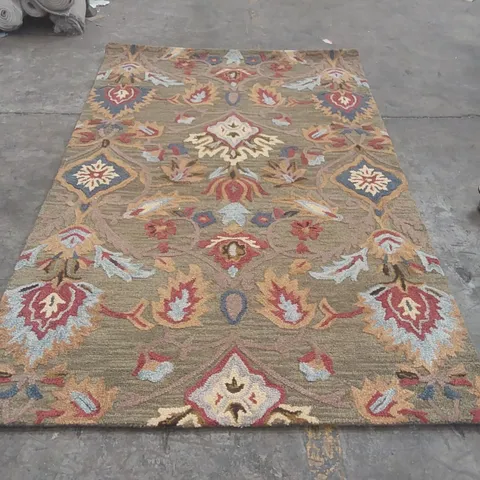 QUALITY SAFAVIEH BLOSSOM RUG - 152.4 x 243.8cm