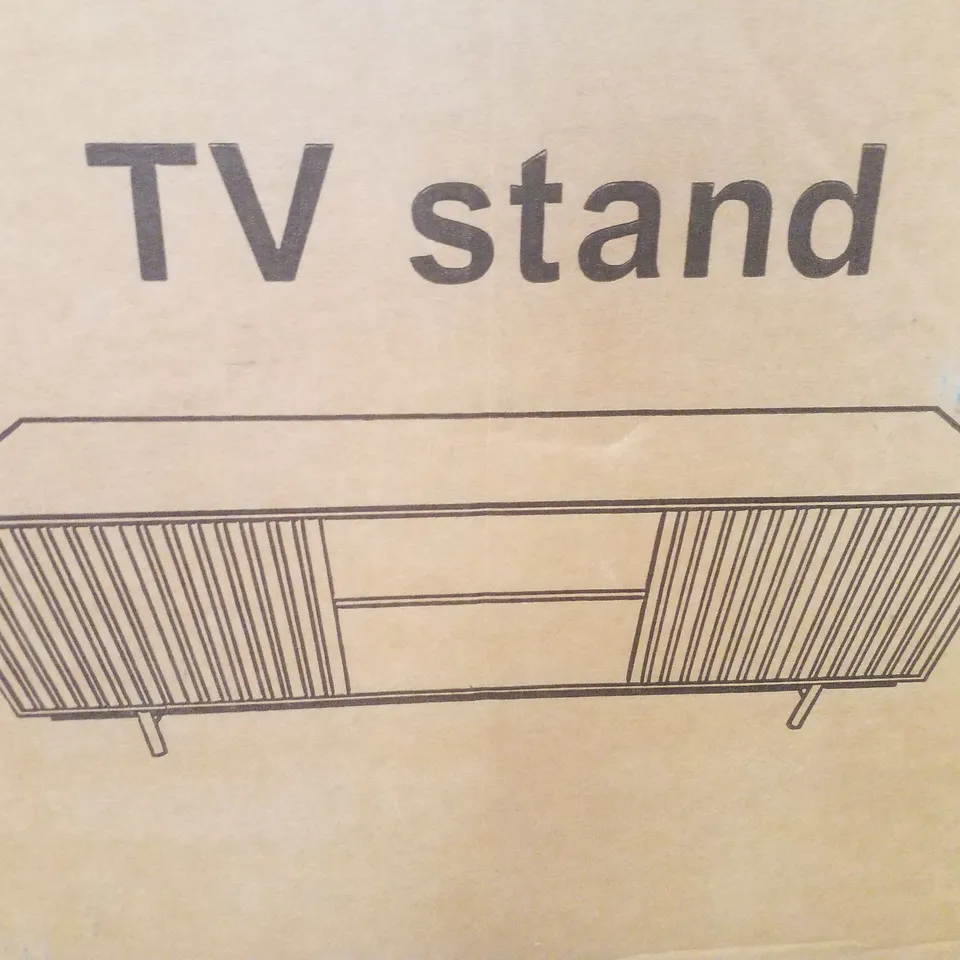 BOXED FARINI TV STAND