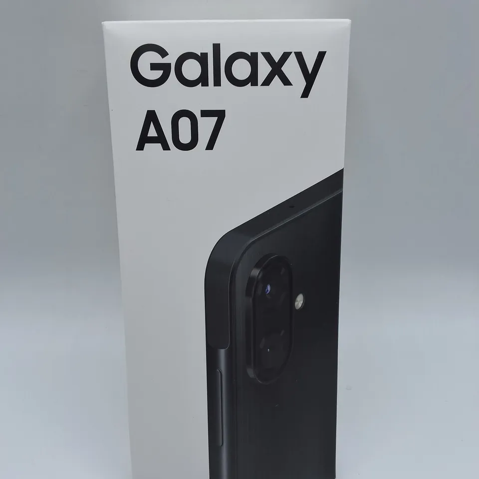BOXED SAMSUNG GALAXY A07 4/64GB IN BLACK - SM-A075F