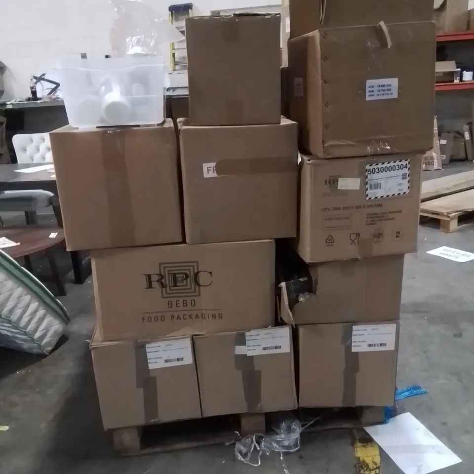 PALLET CONTAINING CATERING SUPPLIES SUCH AS;CAKE STANDS,GLASSES,FOOD PACKAGING,CONTAINERS